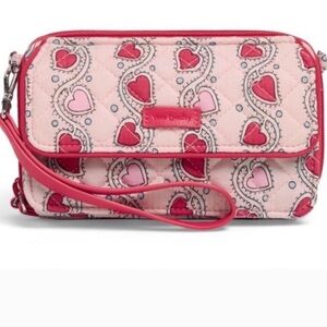 VERA BRADLEY Heart Iconic RFID Crossbody WRISTLET *missing Crossbody Strap